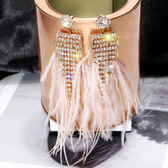 Brinco de Festa Franja de Strass e Plumas Rosa Tassel Laszine Shop