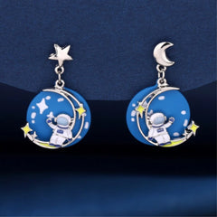 Brinco Infantil de Astronauta na Lua e Céu Estrelado Azul Laszine Shop