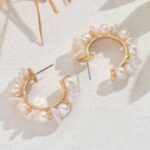 argola de perolas irregurales elegante