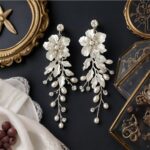 brinco de pressao branco de noiva delicado flores e perolas gd