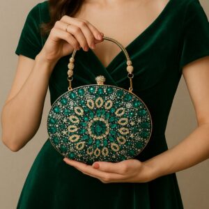 Clutch verde esmeralda festa com brilho cravejada de cristais