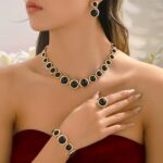 Conjunto Colar e Brinco Preto Elegante Pedras Redondas