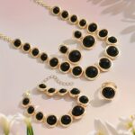 Conjunto Colar e Brinco Preto Elegante Pedras Redondas5)