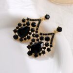 brinco preto de festa grande de cristal rssrb