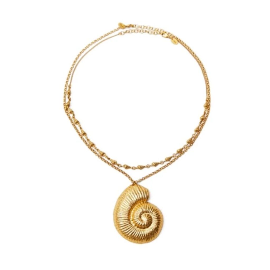 colar de caracol dourado