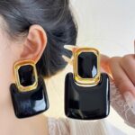 maxi brinco de pressão preto moderno quadrado fashion dd