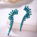 brinco azul com pedras cravejadas de asa longo boho chidcd