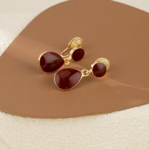 brinco de pressao marsala e dourado de gota delicado dd