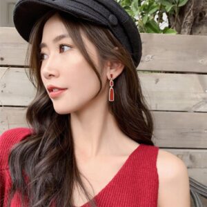 Brinco de pressão marsala e dourado elegante longo retangular