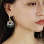 brinco de pressao verde com pedra natural agata elegante