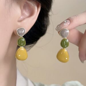 brinco de pressao verde oliva e amarelo esmaltado grande sddsf