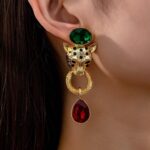 brinco verde e marsala de festa tigre dourado fdfd