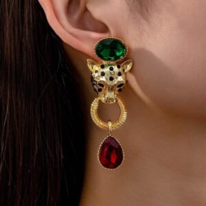 Brinco verde e marsala de festa tigre dourado