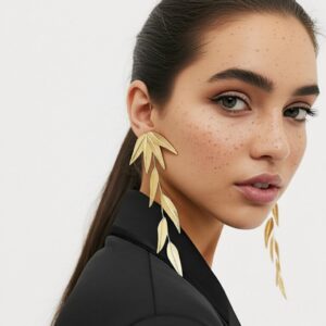 Maxi Brinco Dourado de Folhas Super Longo Extravagante